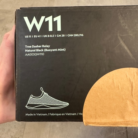 Women’s Allbirds Tree Dasher Relay, size 11 - Picture 2 of 5